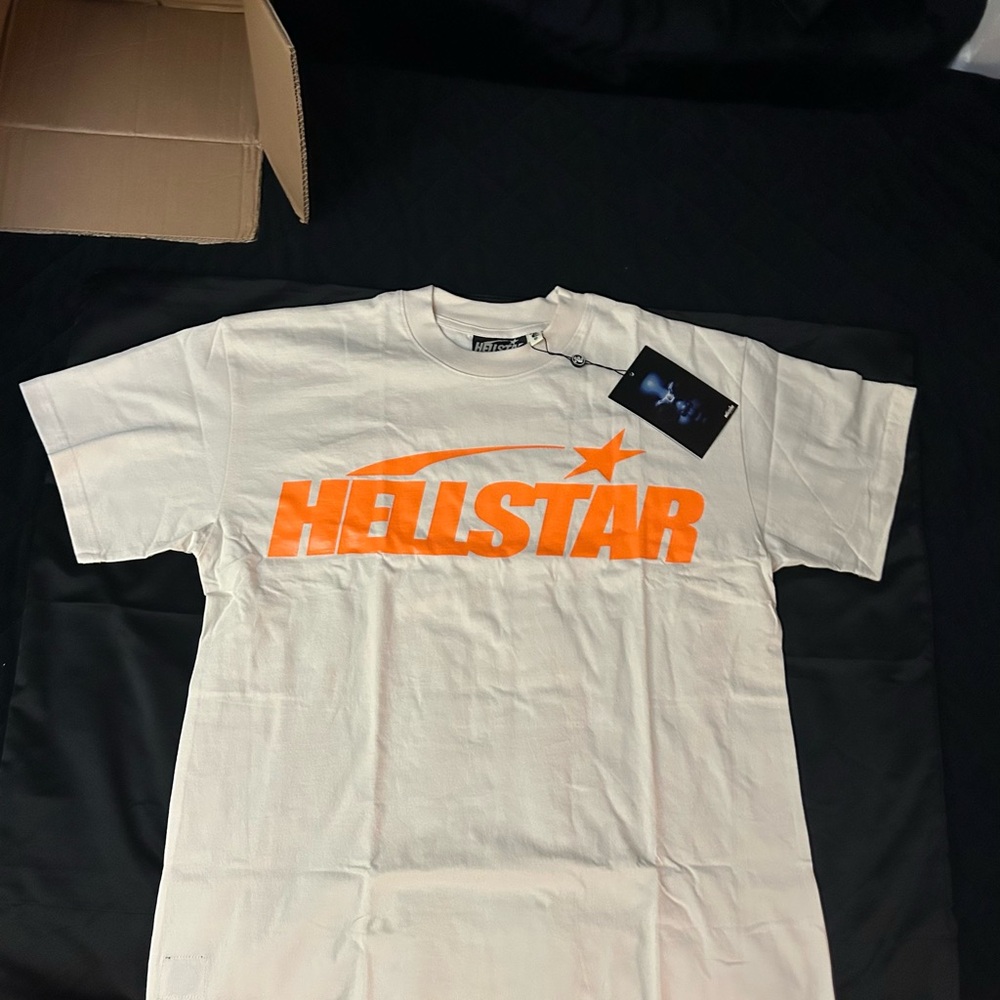 HELLSTAR CLASSIC LOGO T-SHIRT CREAM/ORANGE